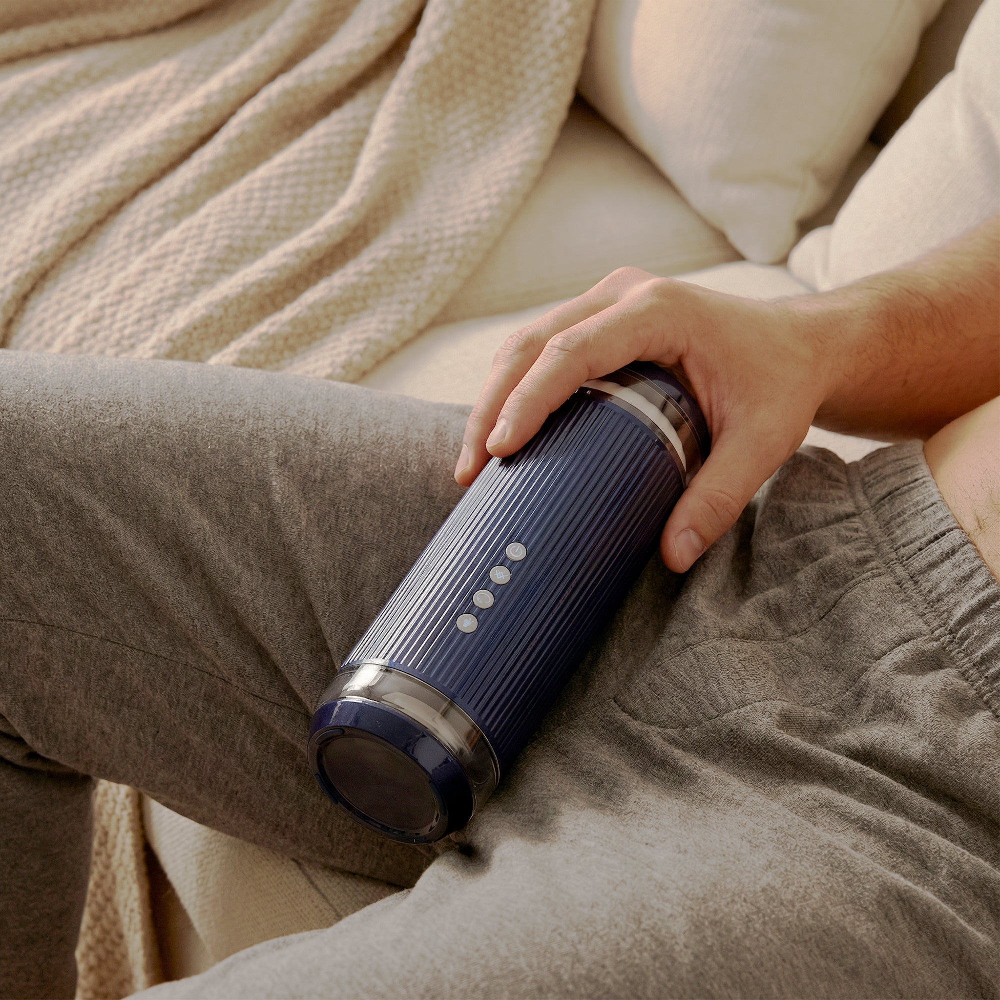 BuzzBlk™ Automatic Thrusting Male Masturbator - 10 Modes, 104°F Smart Heating & Hands-Free Stroker